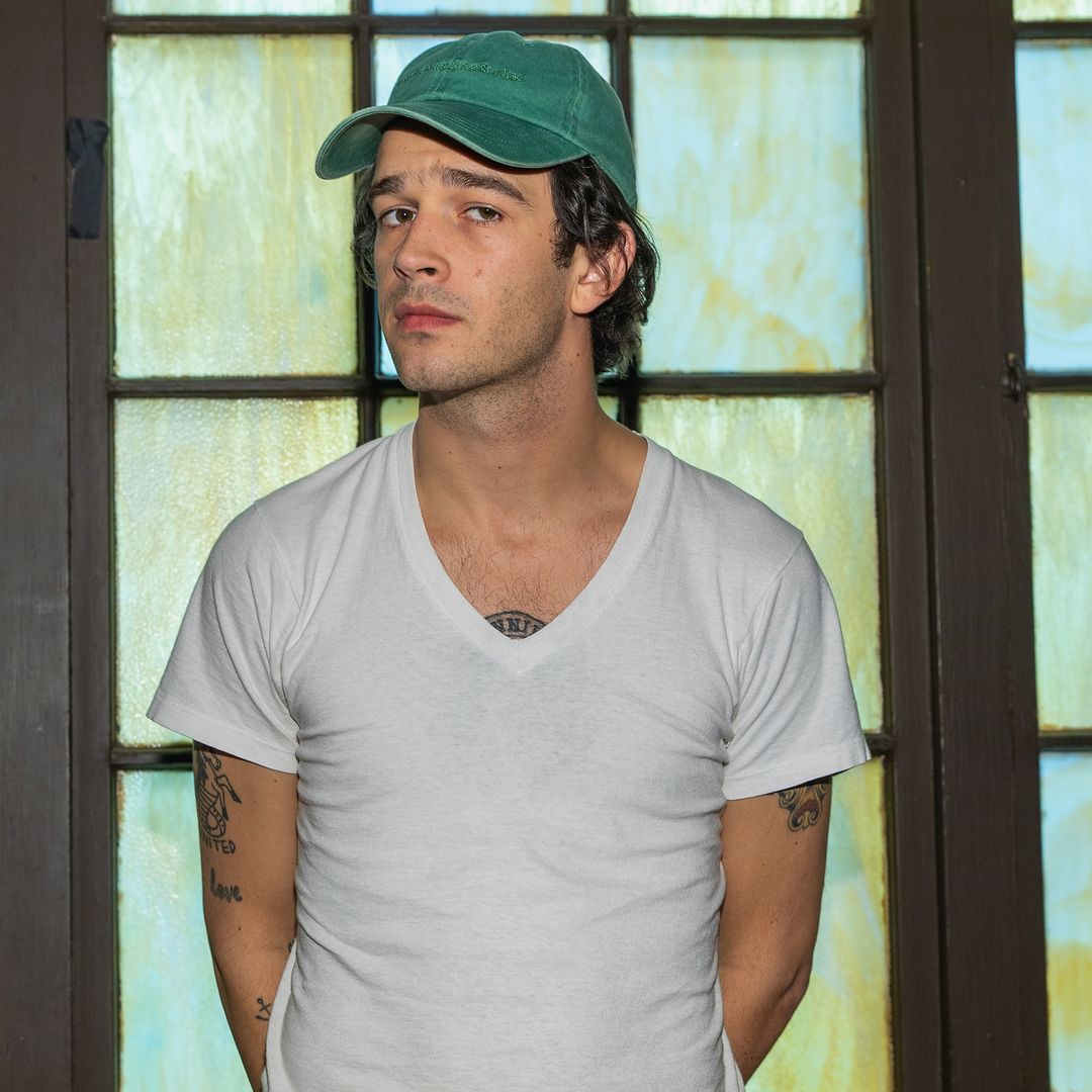 1975 frontman Matty Healy's 'powerful' house is worlds away from family home with Denise Welch