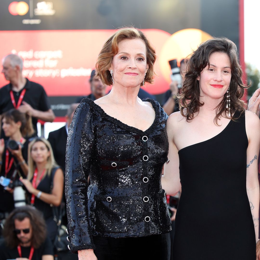 Sigourney Weaver twins with her child Shar Simpson in rare red carpet appearance