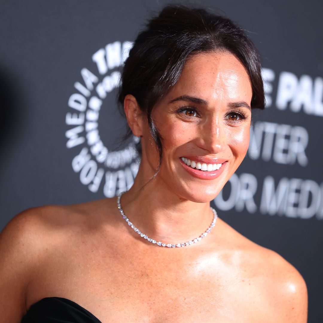 How to achieve Meghan Markle’s signature glowy glam in 7 easy steps