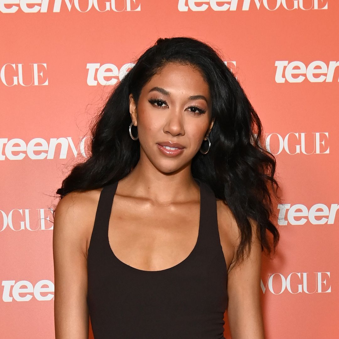 Aoki Lee Simmons, 21, 'splits' from Vittorio Assaf, 65, days after steamy kissing photos