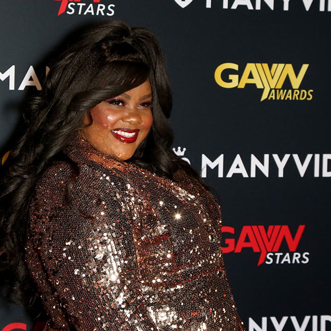Nicole Byer shares glimpse inside home with a beautiful bouquet of flowers