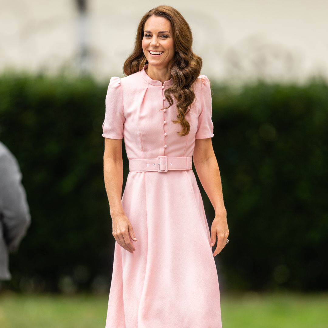 Kate Middleton wore a denim dress from H M and you probably didn t notice HELLO