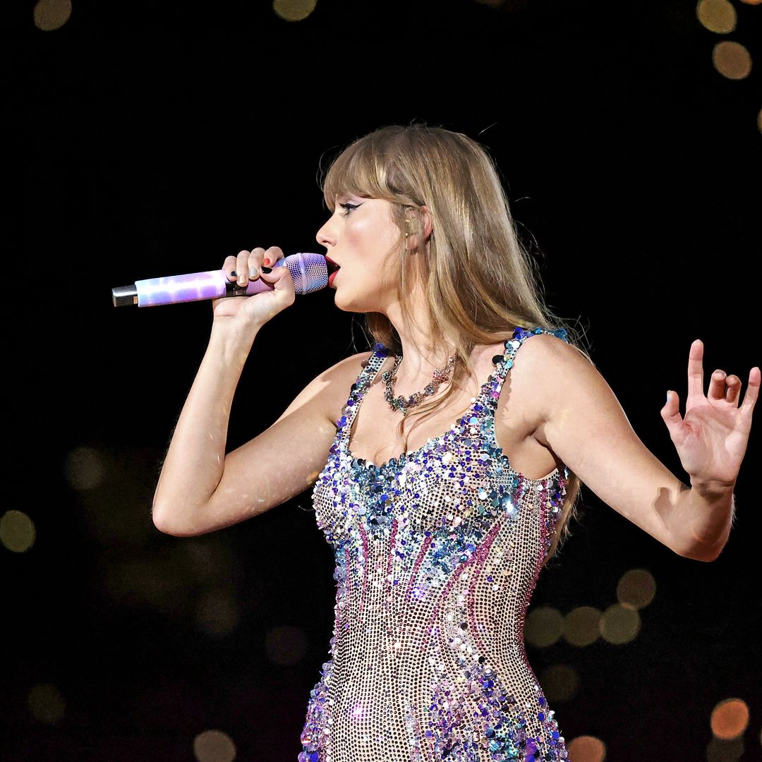 Taylor Swift reveals how she lost a 'chunk' from her hand while performing in Houston