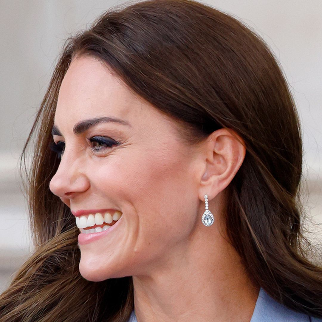 Princess Kate is a total glitterbomb in exquisite sparkly jacket