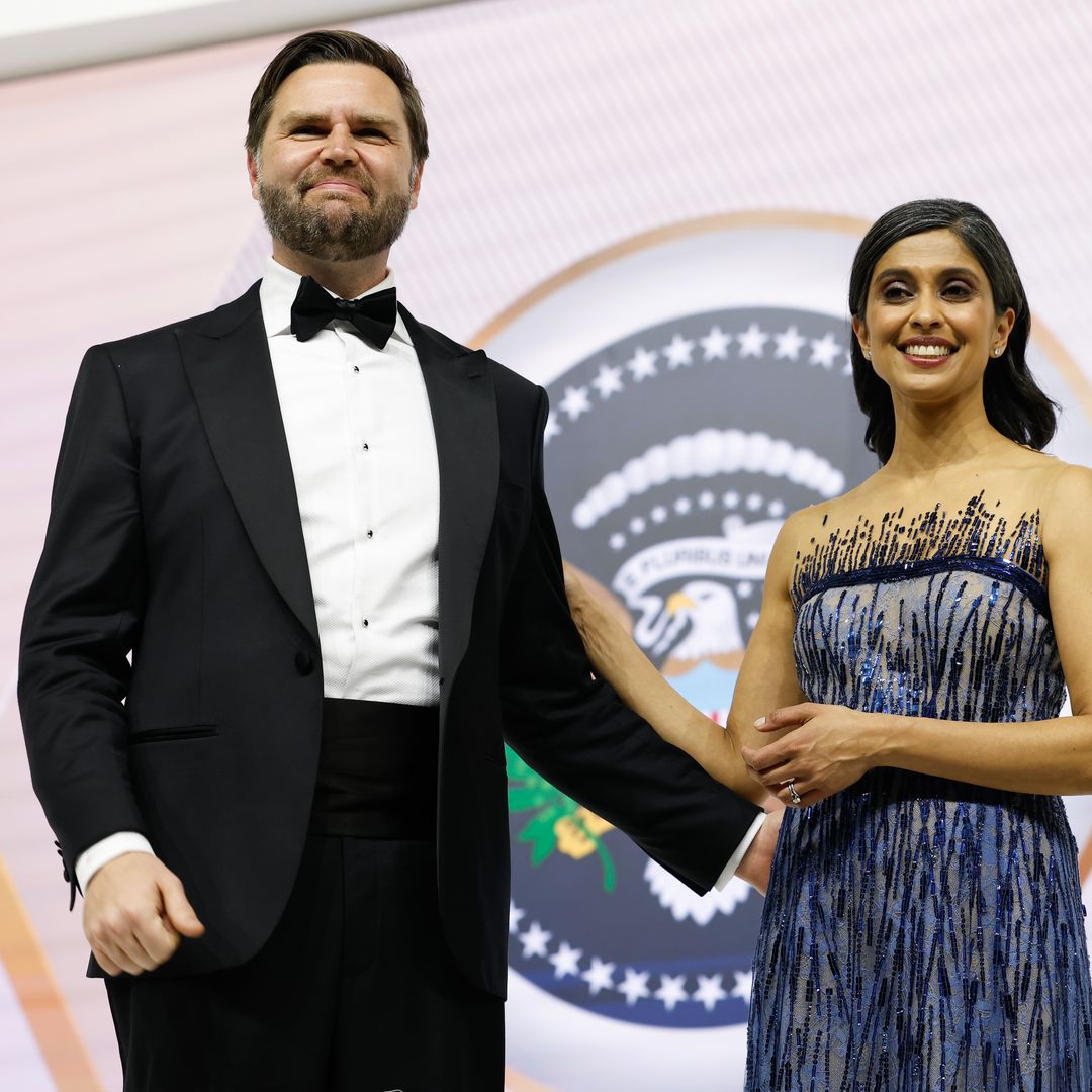 Vice President JD Vance surprises bride and groom during outing with wife Usha Vance and kids