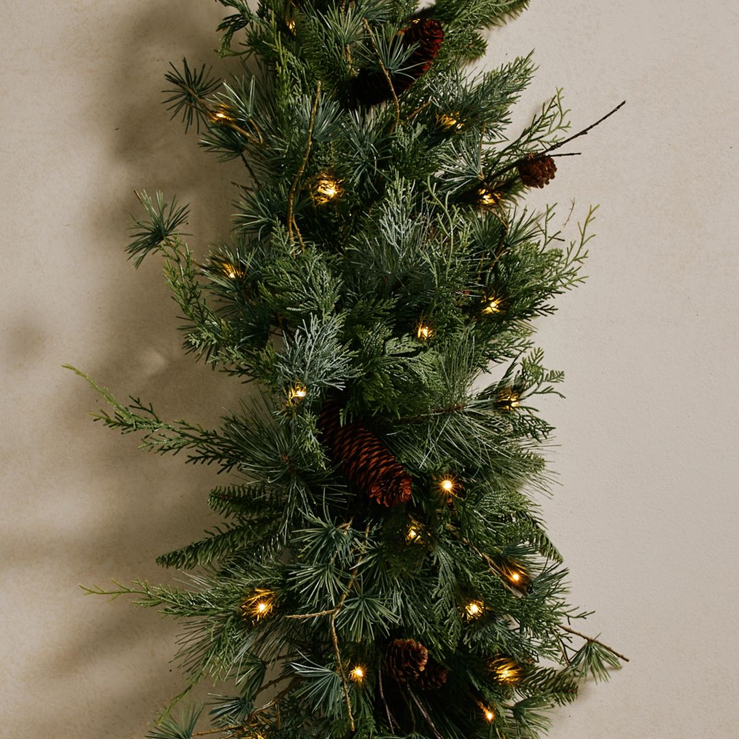 The White Company Fir Tree Garland