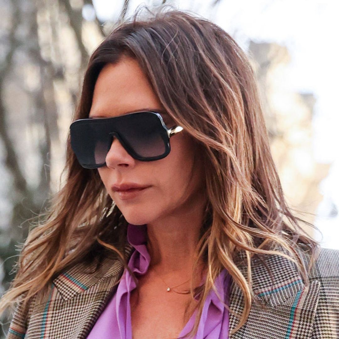 Victoria Beckham wows in the most daring colour clash outfit