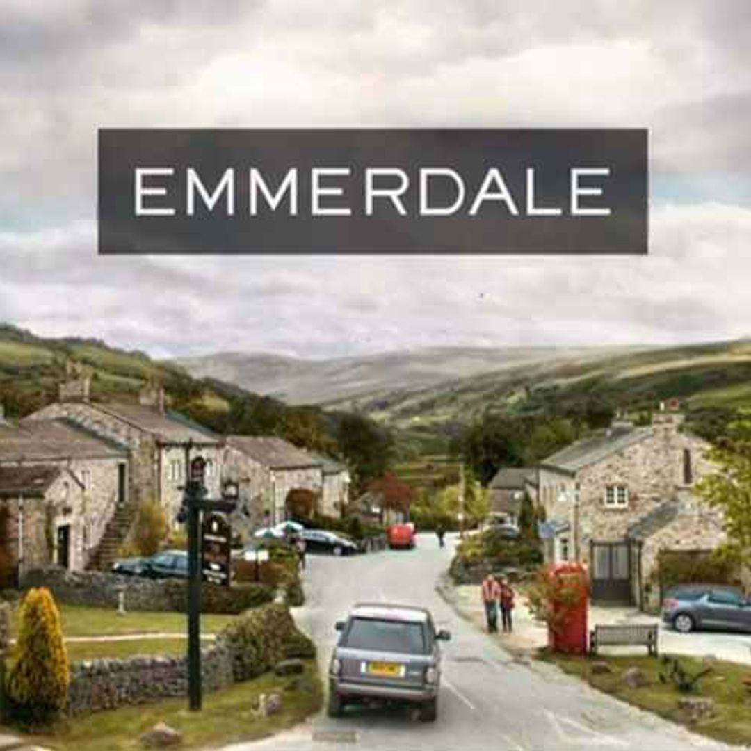 Football legend to make cameo appearance in Emmerdale – find out who!