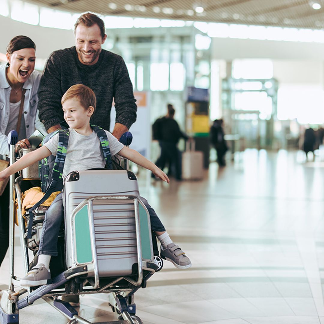 15 family travel tips to survive a flight with children