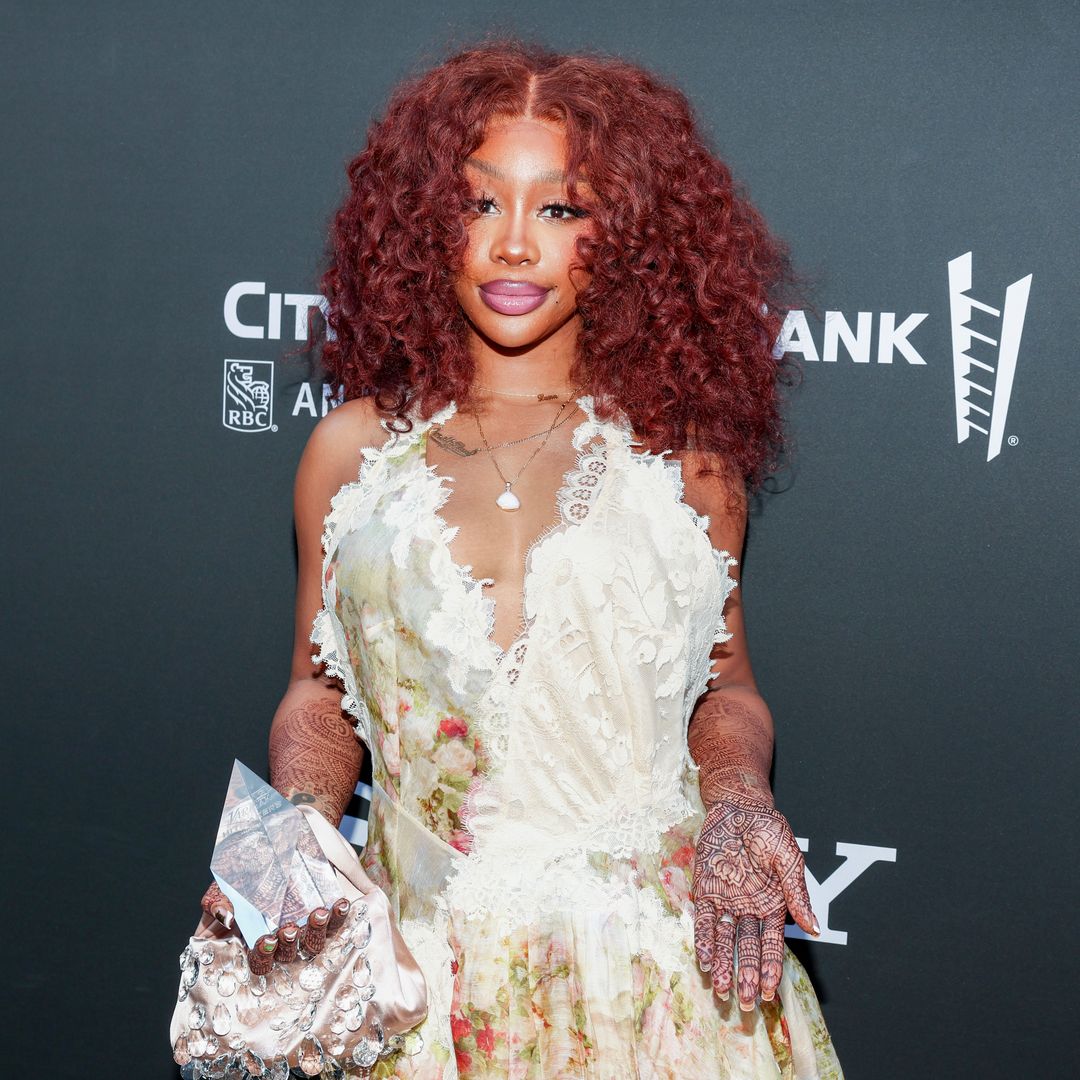 Who is SZA, the Glastonbury headliner outselling Adele in the US