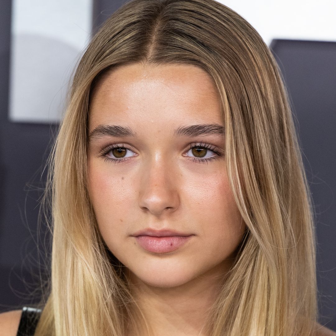 Harper Beckham's super 'Posh' £250 makeup routine - aged 14