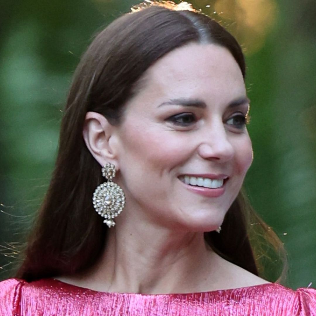 Duchess Kate wows in magenta silk gown at special reception on royal tour