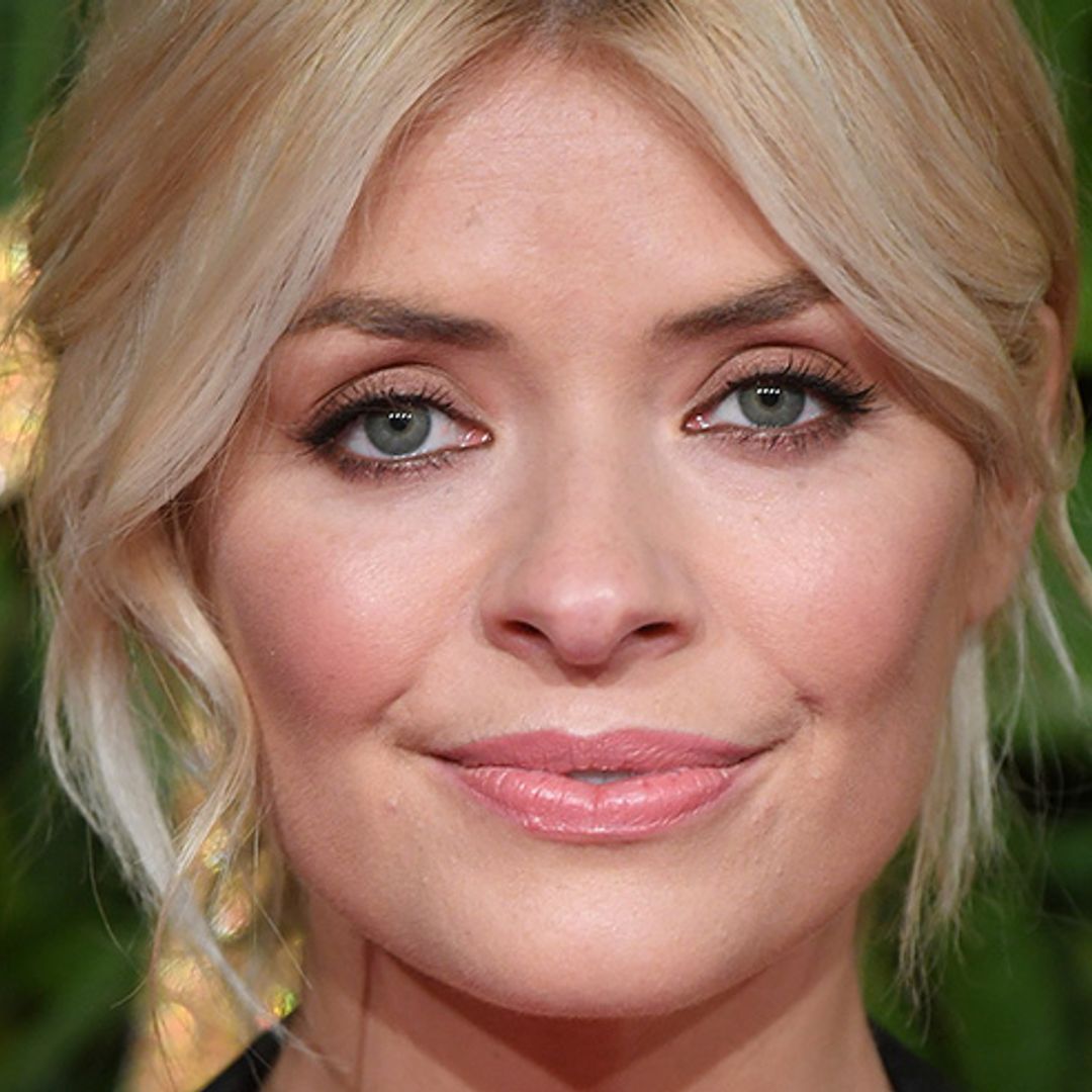 Holly Willoughby stuns on the red carpet in high-street jumpsuit!