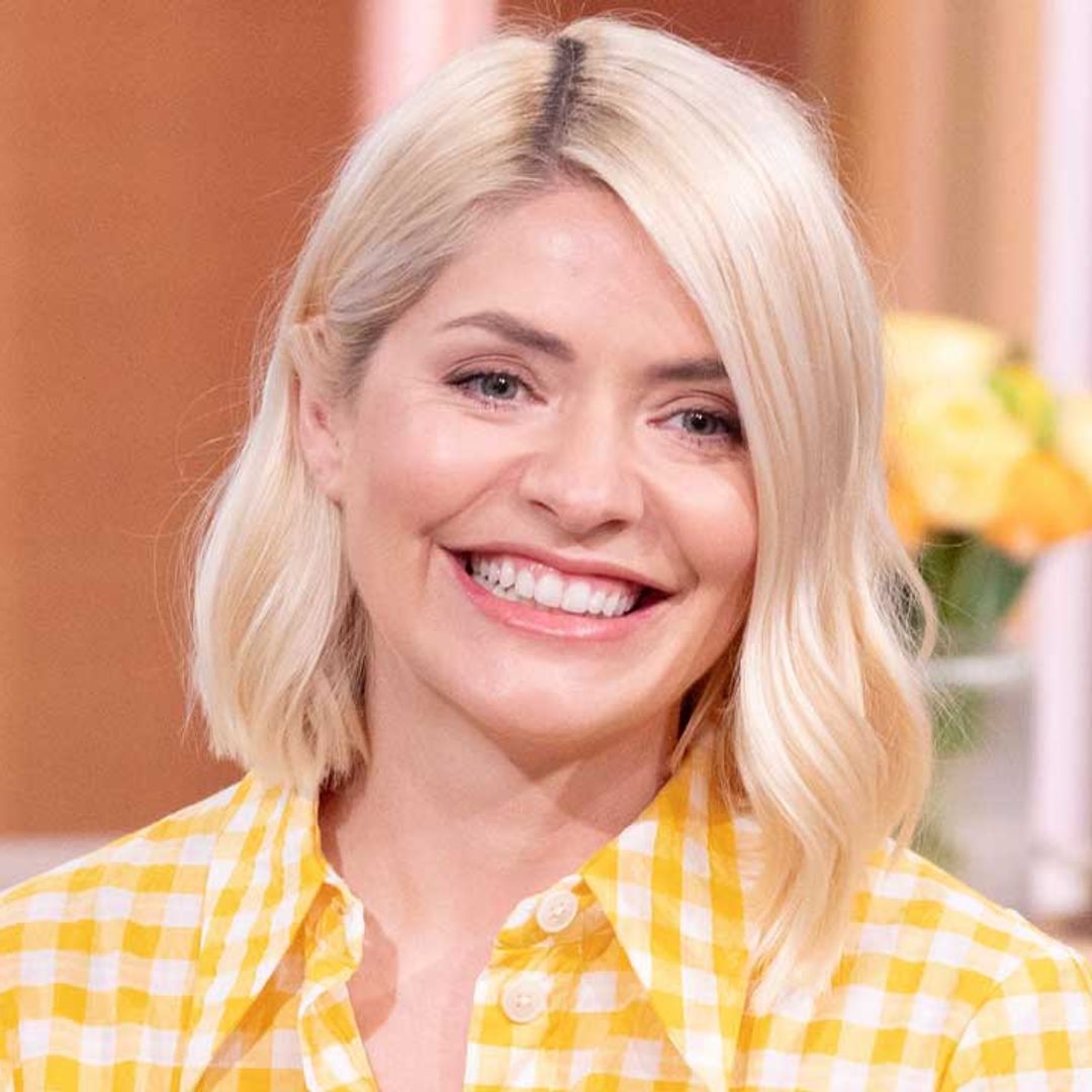 Holly Willoughby's pastel mini-dress has the cutest detail - fans are in love