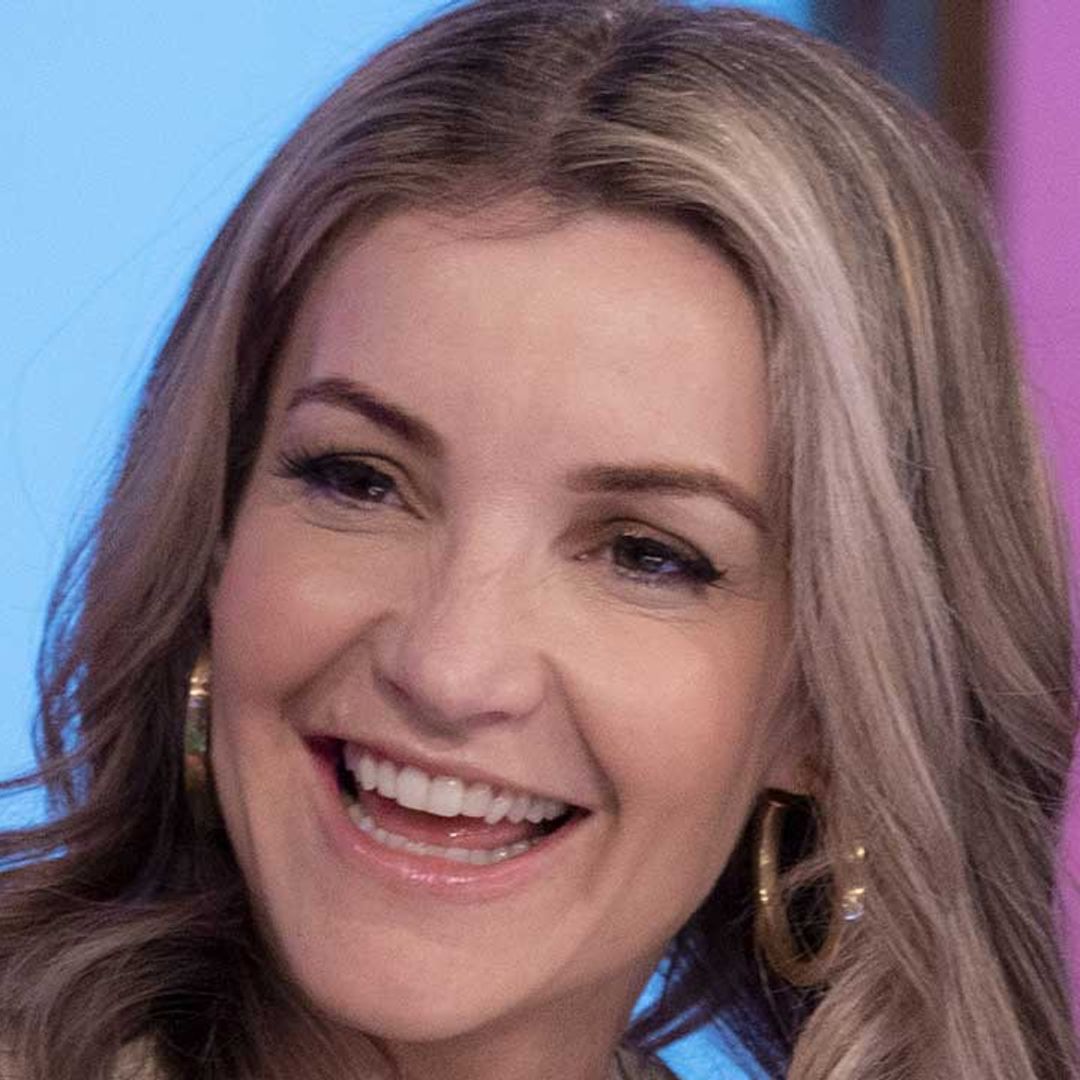 Helen Skelton Announces Her Pregnancy In Hello! 