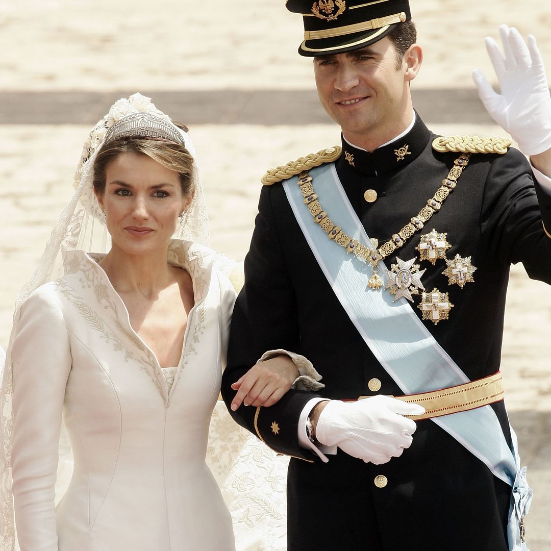 Queen Letizia's 14-foot 'serpentine' chocolate wedding cake was unroyal