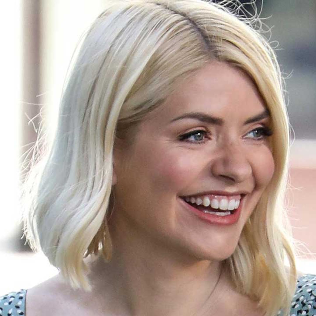 Holly Willoughby looks radiant in makeup-free selfie – fans want her skincare routine