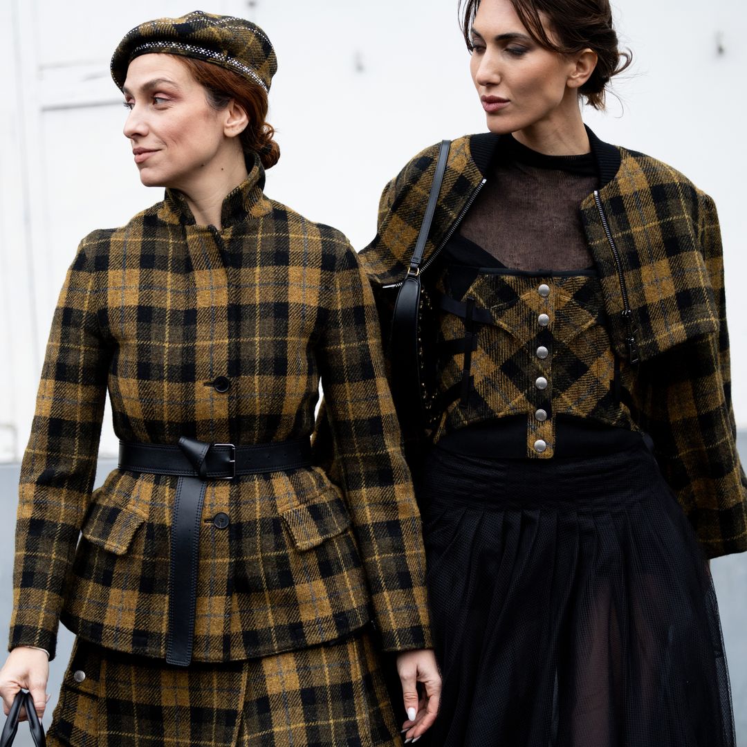 Plaid skirt outfits: 11 different ways to wear the autumn staple
