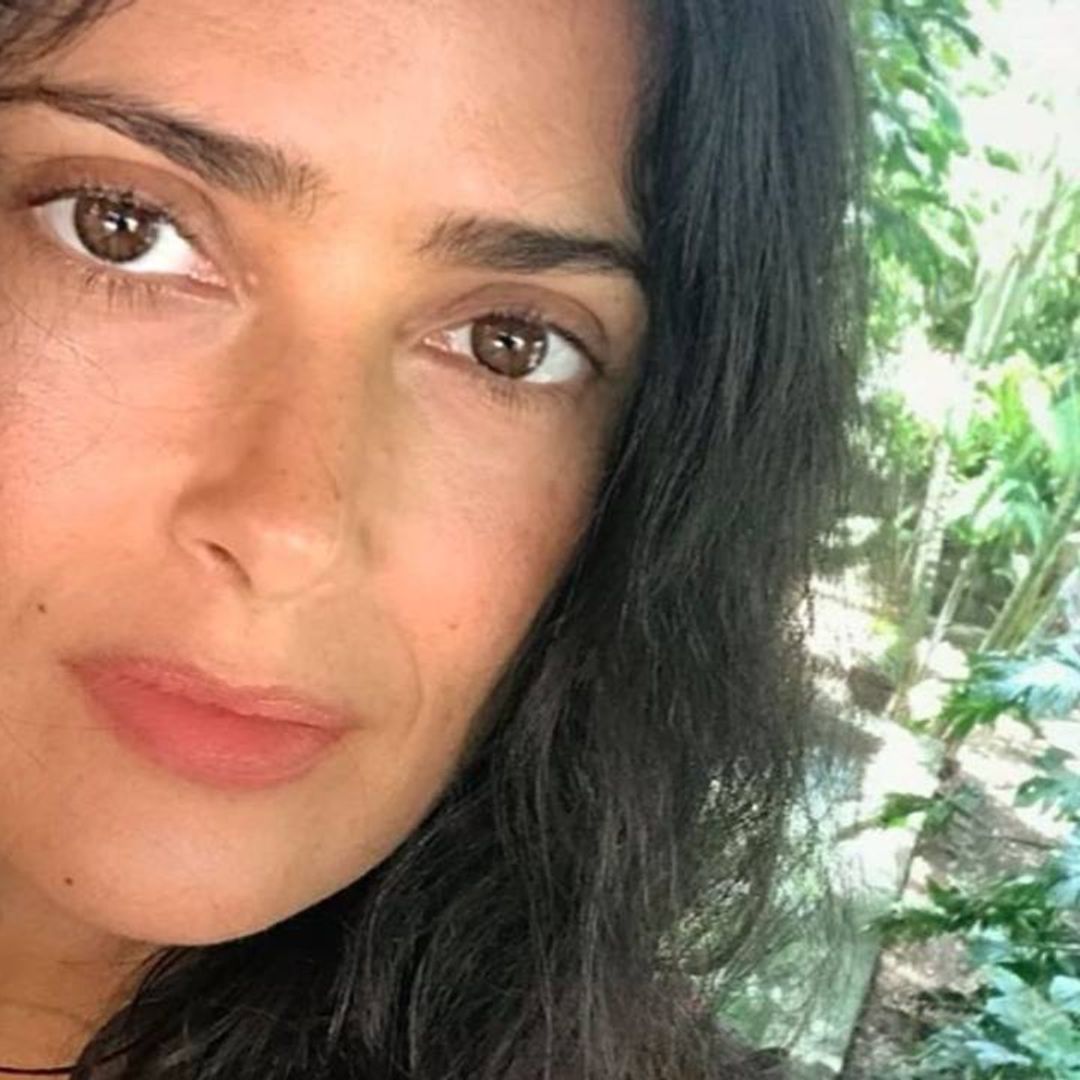 Salma Hayek shares stunning selfie from her bath in London home