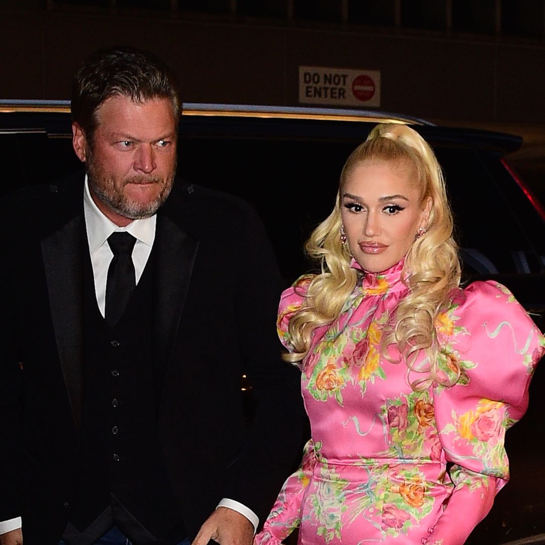 Gwen Stefani and Blake Shelton's controversial AMA's performance leaves fans all saying the same thing