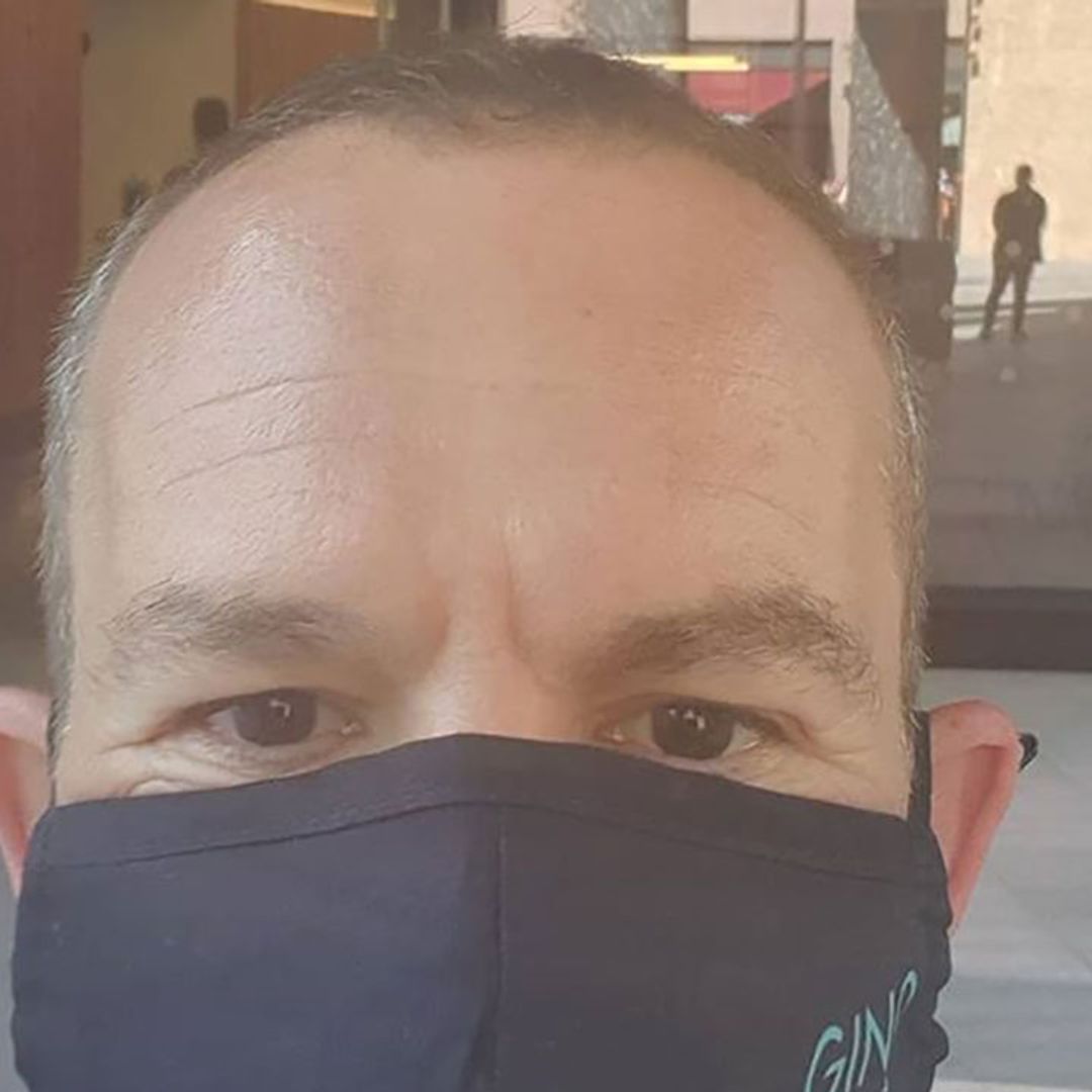 This Morning's Martin Lewis scares fans by donning bizarre face mask