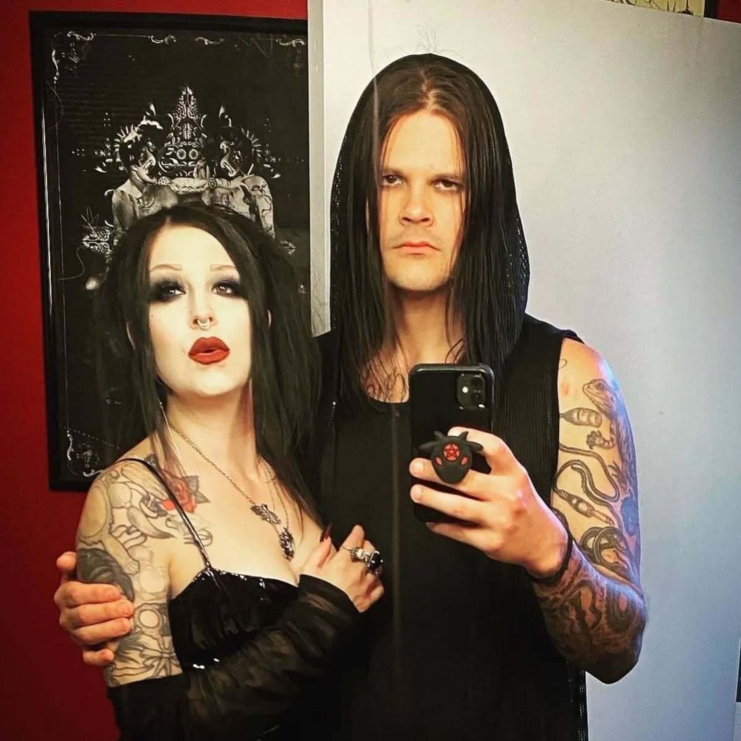 Kevin Bacon's son and gorgeous goth girlfriend steal the show during rare appearance