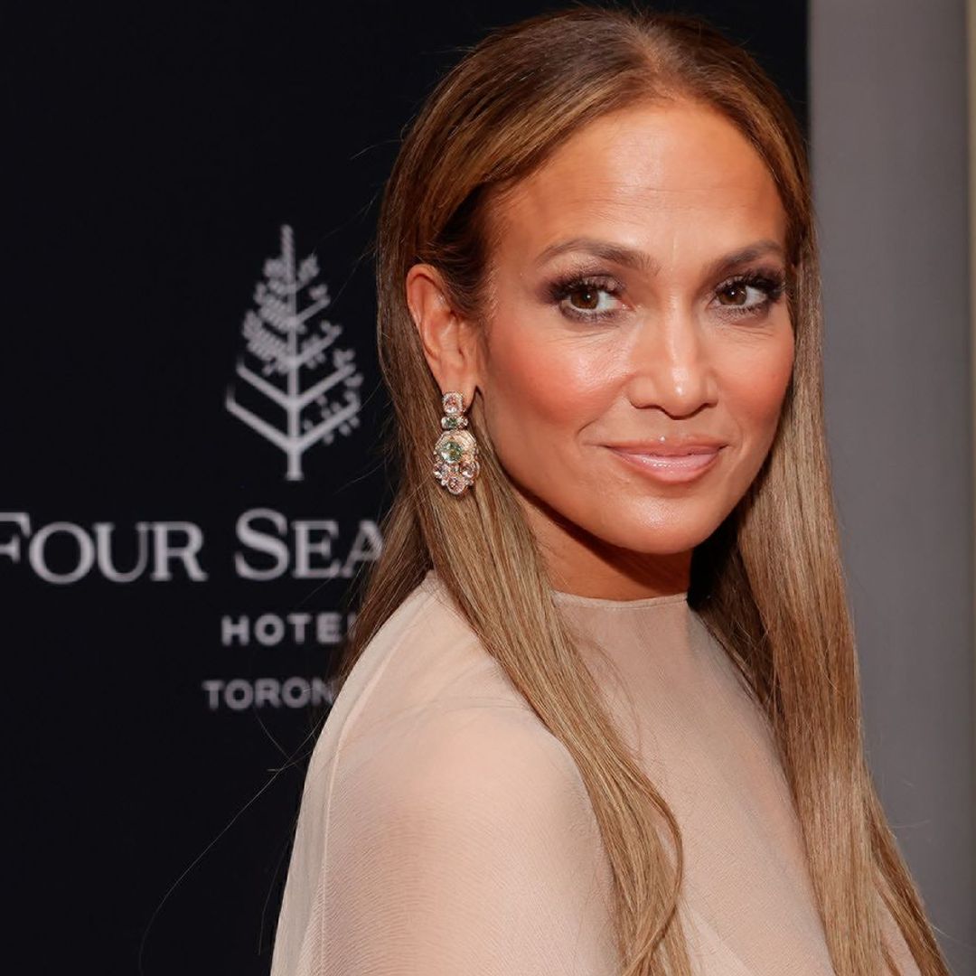 Jennifer Lopez gives emotional update with twins as she spends Thanksgiving apart from Ben Affleck