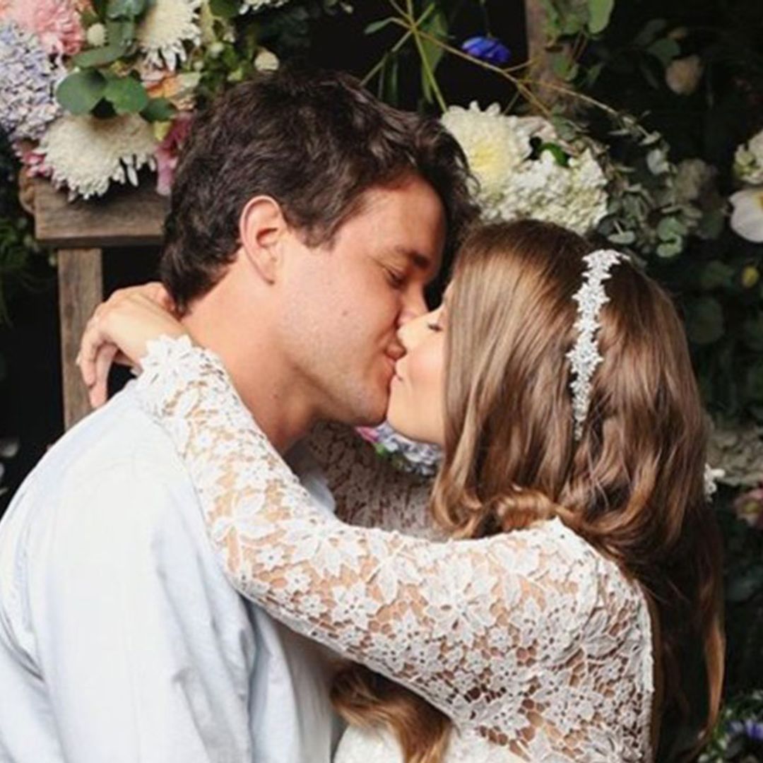 Bindi Irwin shares the special meaning behind her wedding cake