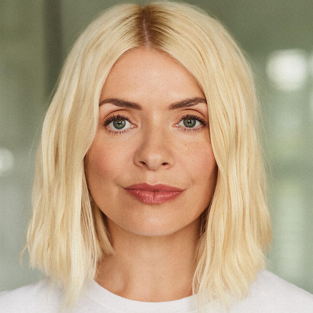 Holly Willoughby just dropped a £55 Beauty Pie 'Glow Edit' Kit worth £133 – and it looks incredible