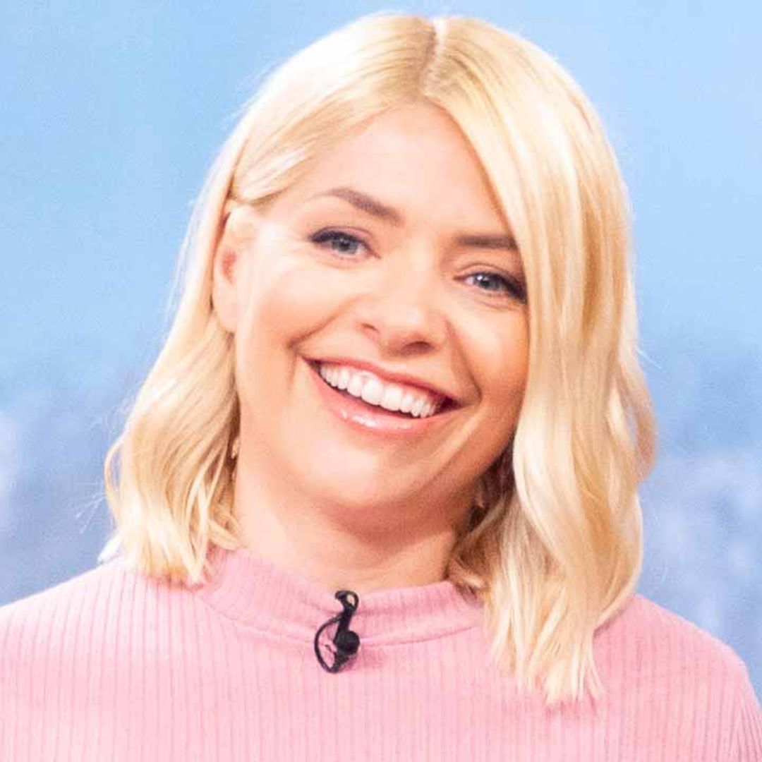 Holly Willoughby twirls in dreamiest skirt - and it's a high street winner
