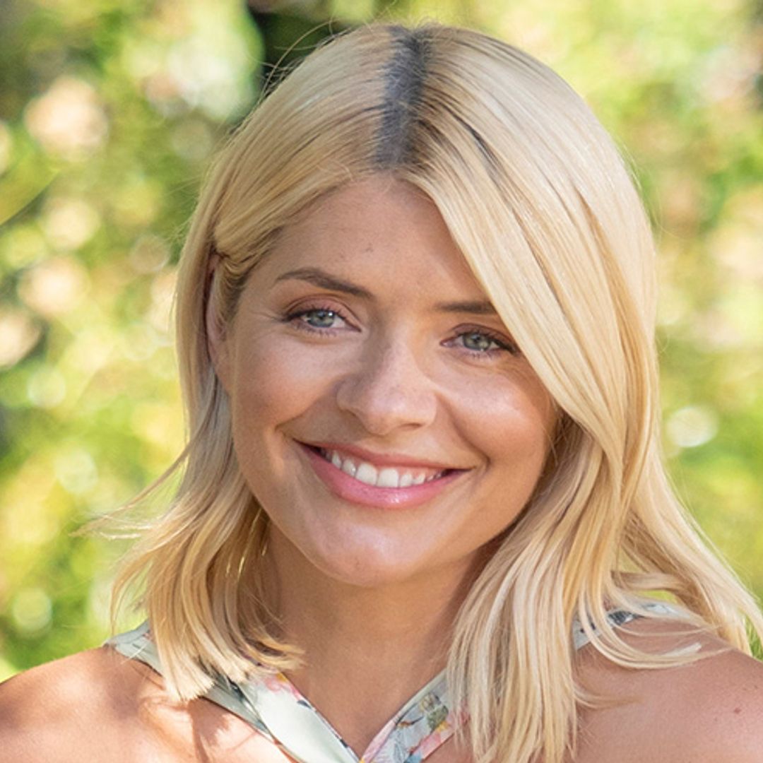 Holly Willoughby just wore a sleek pastel suit from Miss Selfridge – and it costs far less than you think