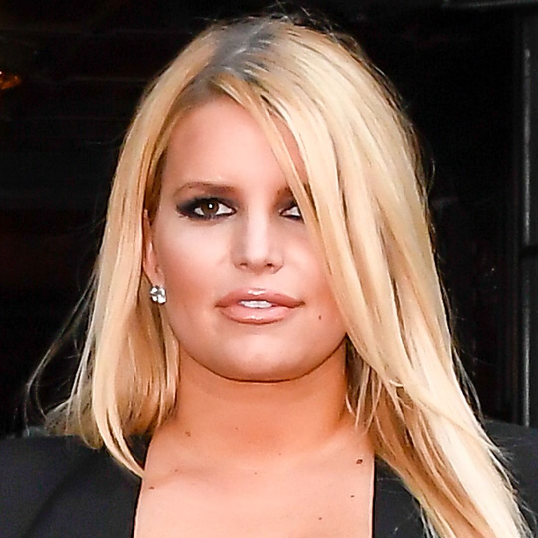 Jessica Simpson is flawless in her latest modelling shots