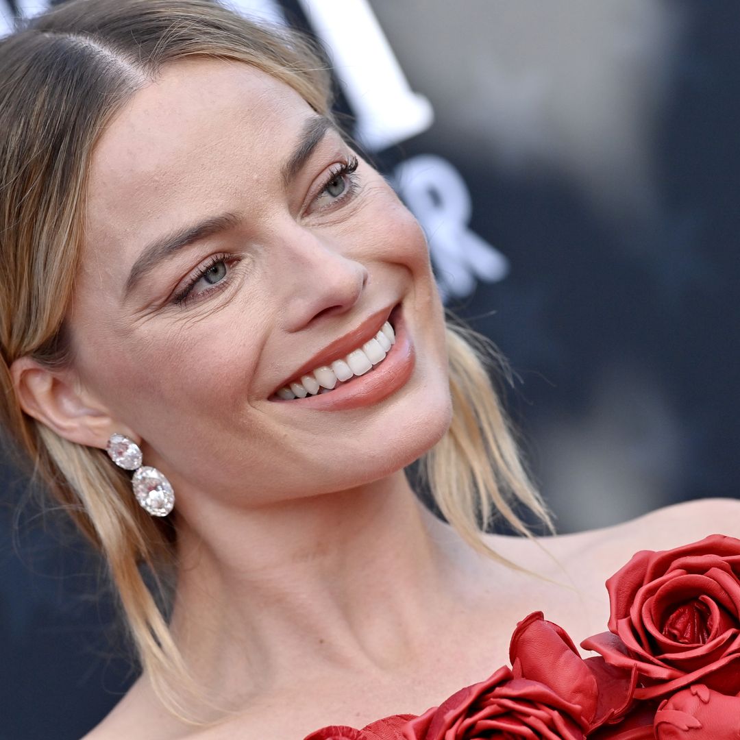 Margot Robbie's engagement ring will be your wedding inspiration for 2024
