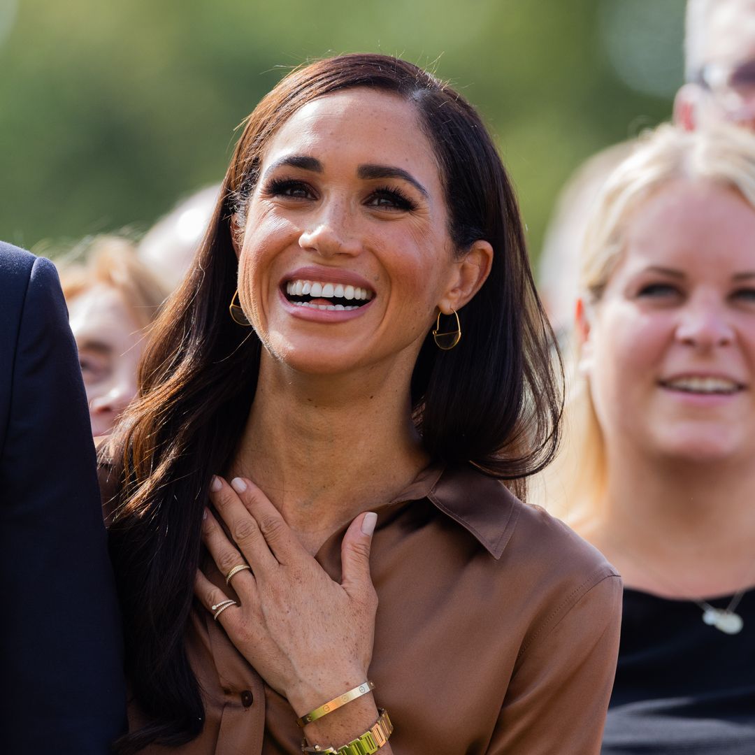 Meghan Markle dazzles in chic two-piece for mental health event