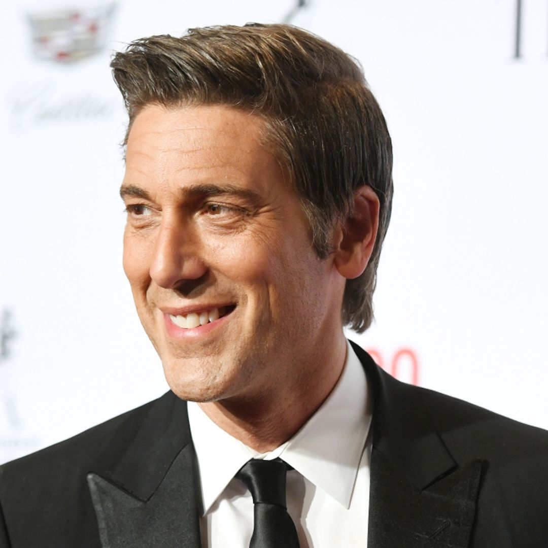 David Muir sparks conversation with shirtless vacation photo