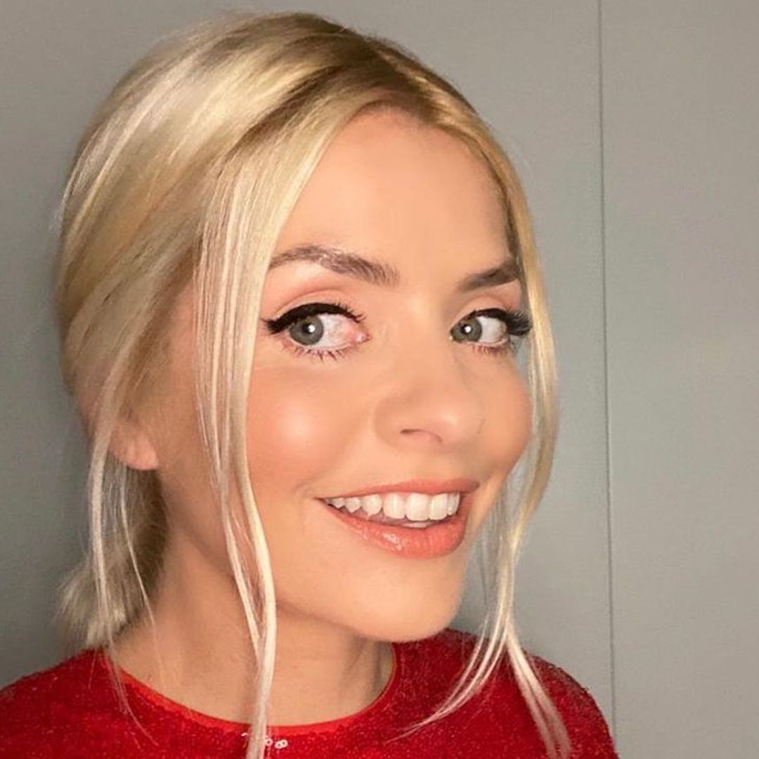 Holly Willoughby wows This Morning fans in glitzy, figure-hugging dress