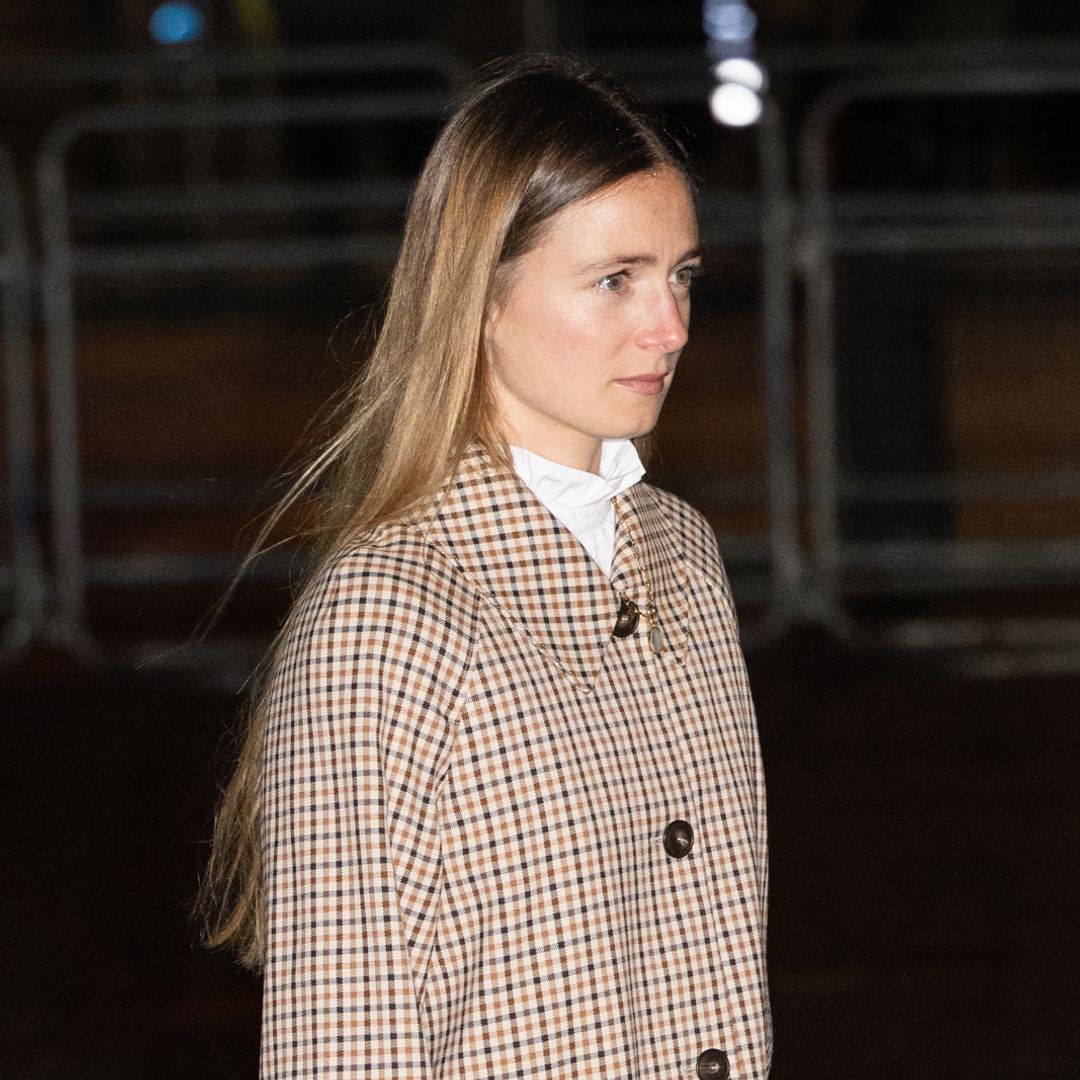 Alizée Thévenet wows in edgy oversized outfit at sister-in-law's carol concert