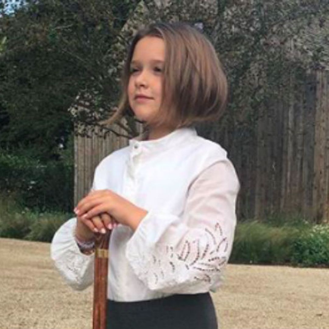 Harper Beckham ditches her school uniform for a onesie