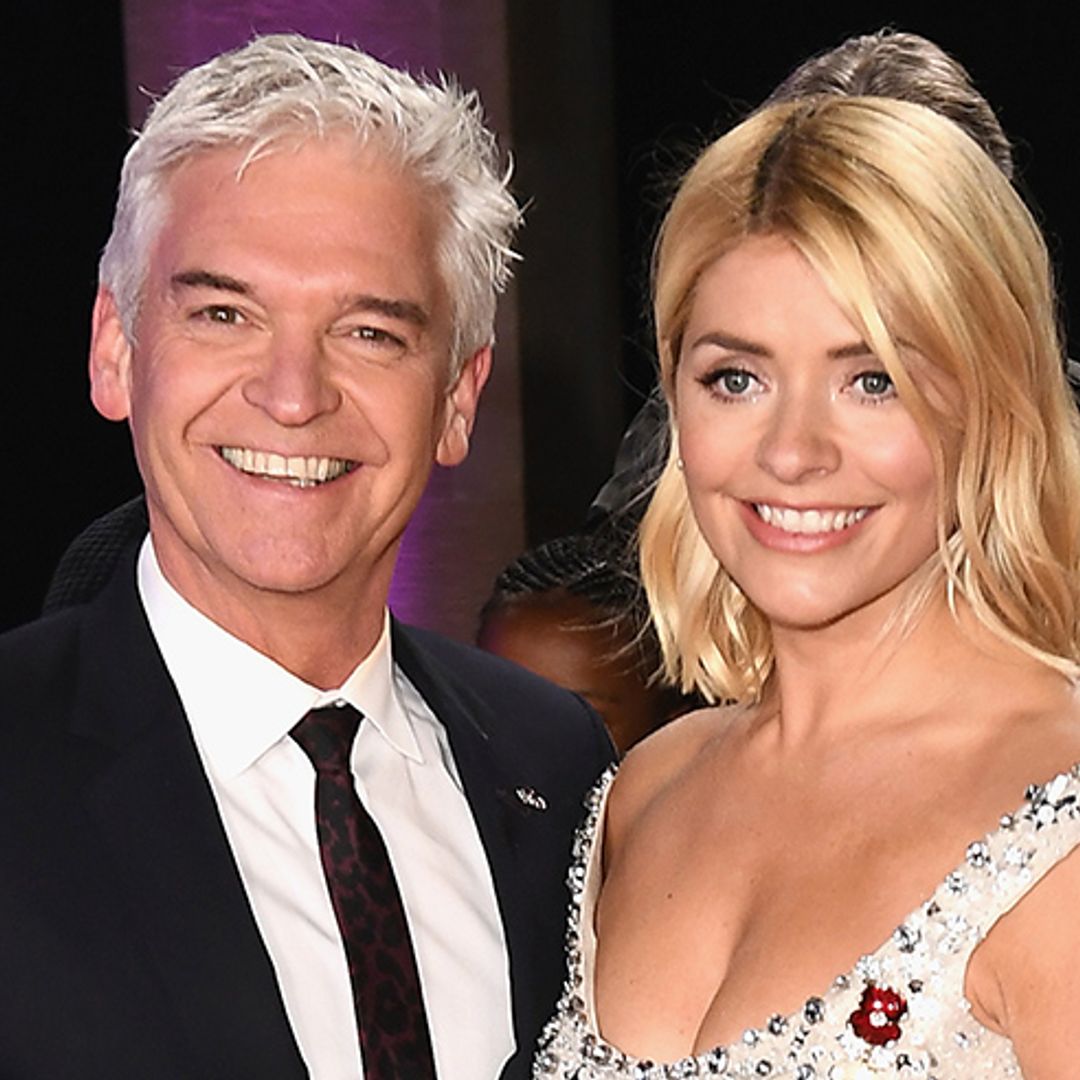 First look of Holly Willoughby and Phillip Schofield on Dancing on Ice 2019