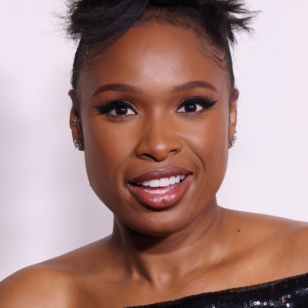 Jennifer Hudson wows with head-turning hair transformation - what