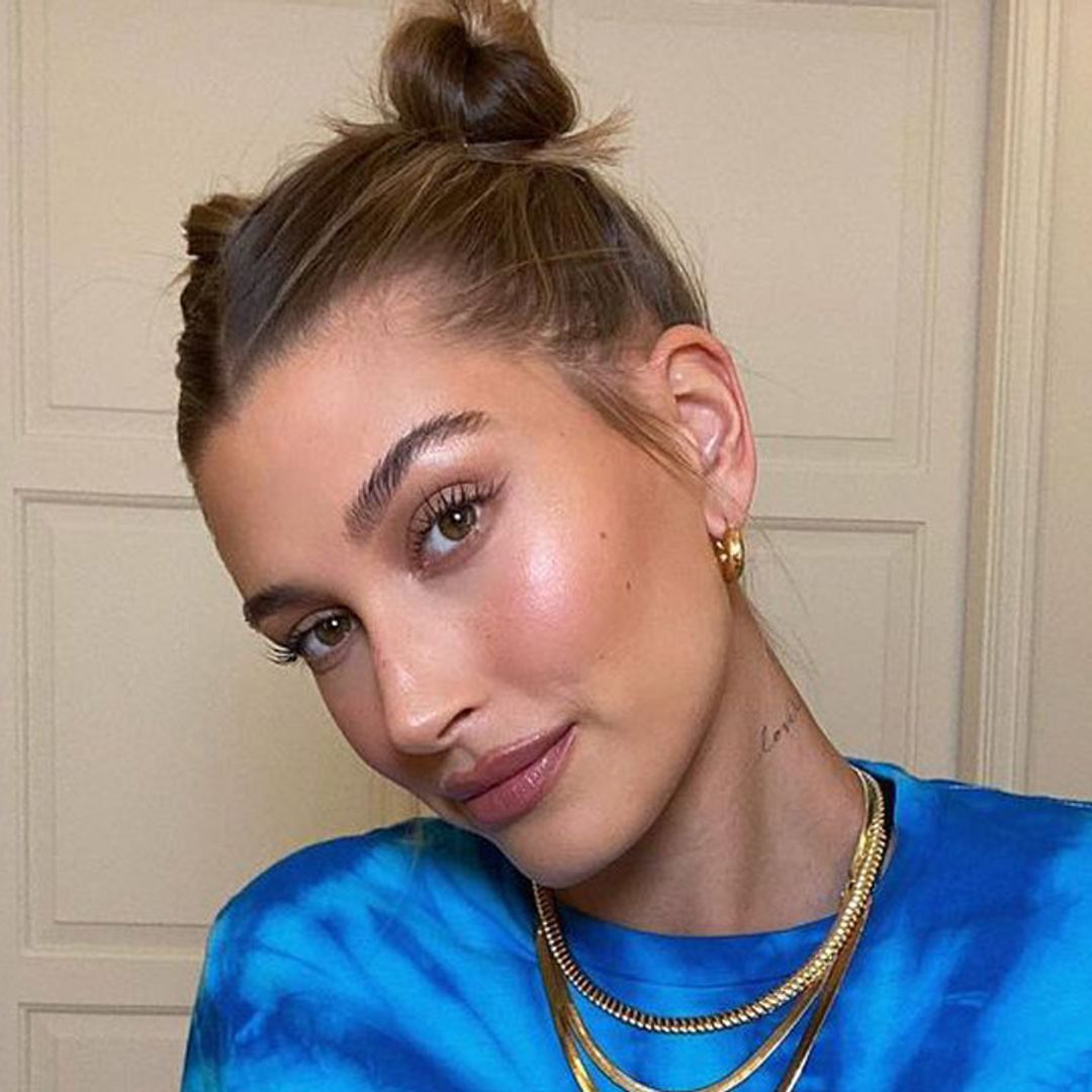 Hailey Bieber wows in crop top as she poses inside stylish living room