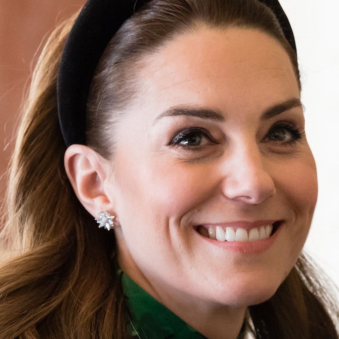 Kate Middleton just matched her outfit to her royal decor for her latest Zoom call