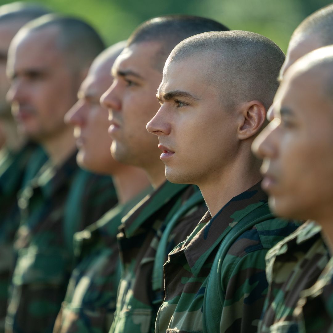 Netflix fans 'in love' with new 8-part drama climbing TV chart