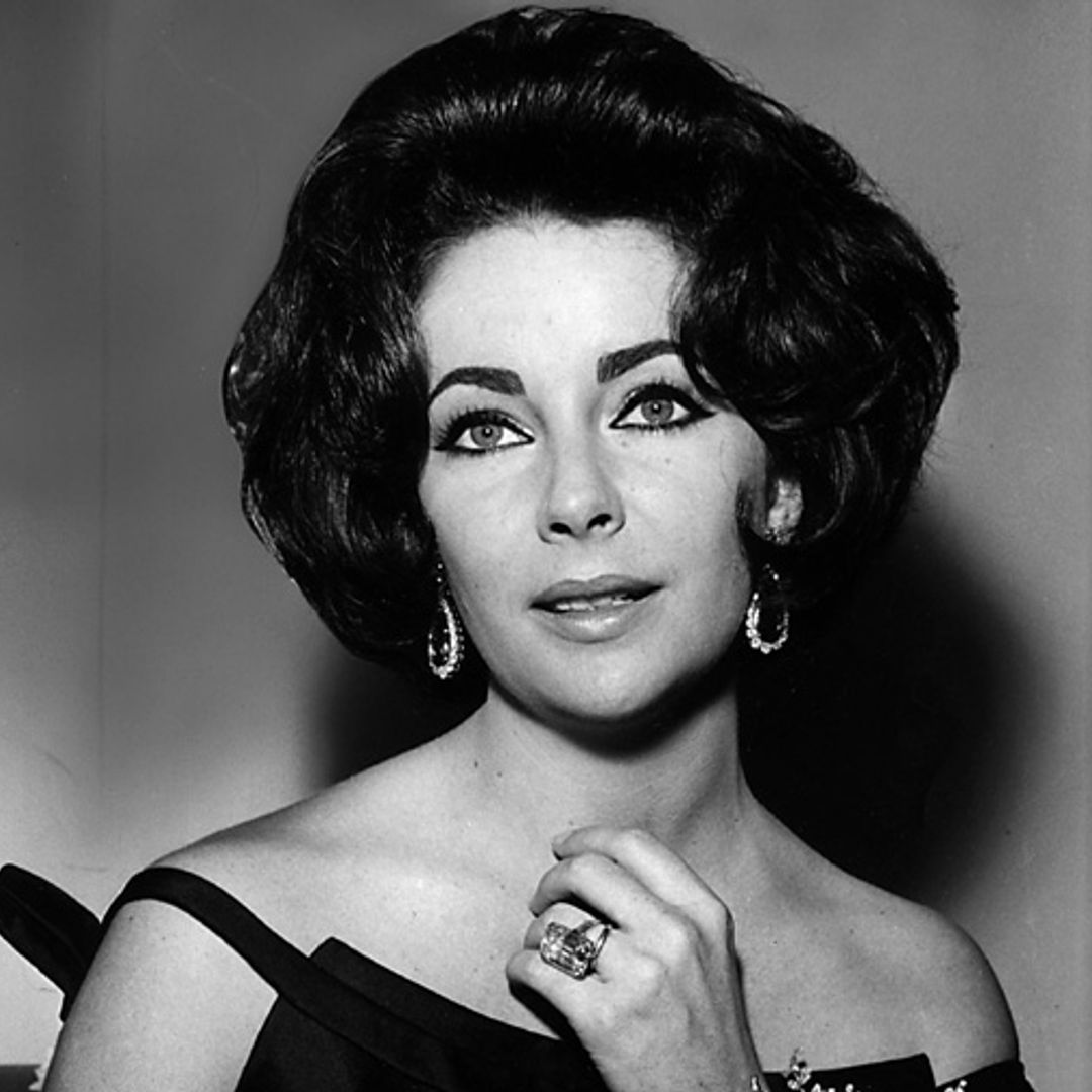 Celebrities pay tribute to legendary actress Elizabeth Taylor on Twitter