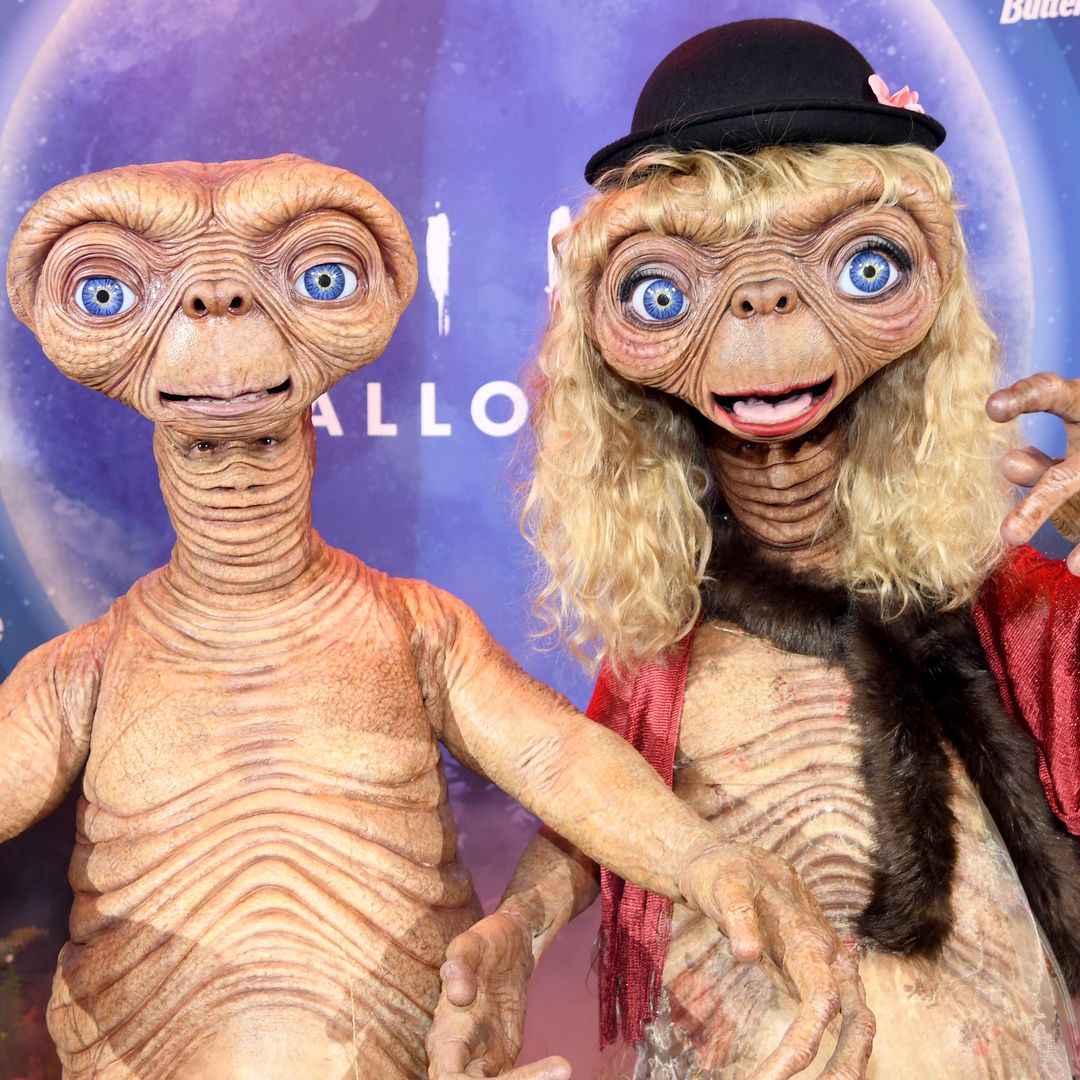 Heidi Klum and Tom Kaulitz twin in matching ET Halloween costumes