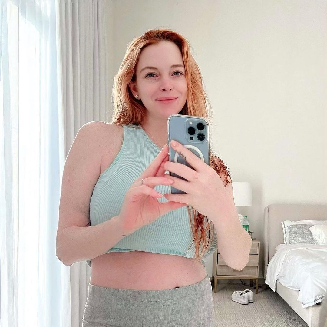 Lindsay Lohan looks incredible as she showcases her post-baby body, two weeks after giving birth