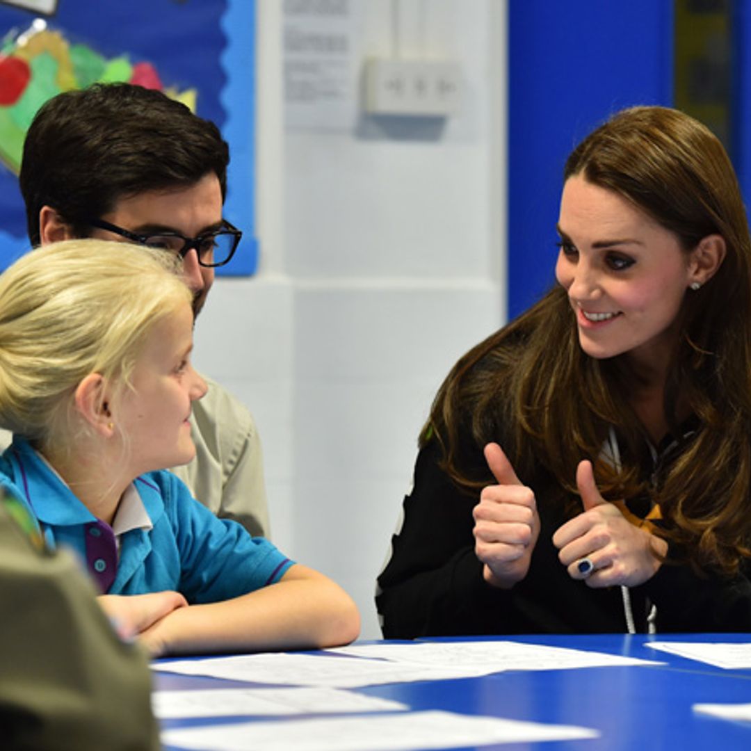 Duchess Kate plays ukulele at private engagement