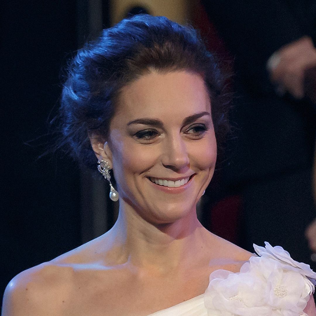 See the surprising photo Kate Middleton sent fans in her thank you card