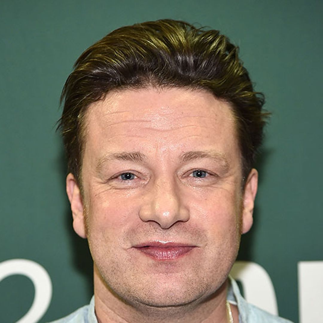 Jamie Oliver's family – who is his wife Jools Oliver and their five ...