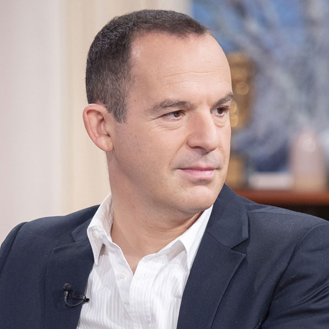 Martin Lewis forced to deny he is dead as upset family members see fake ad online
